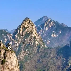 4 Days Yellow Mountain Hiking Tour with Wangxian Valley